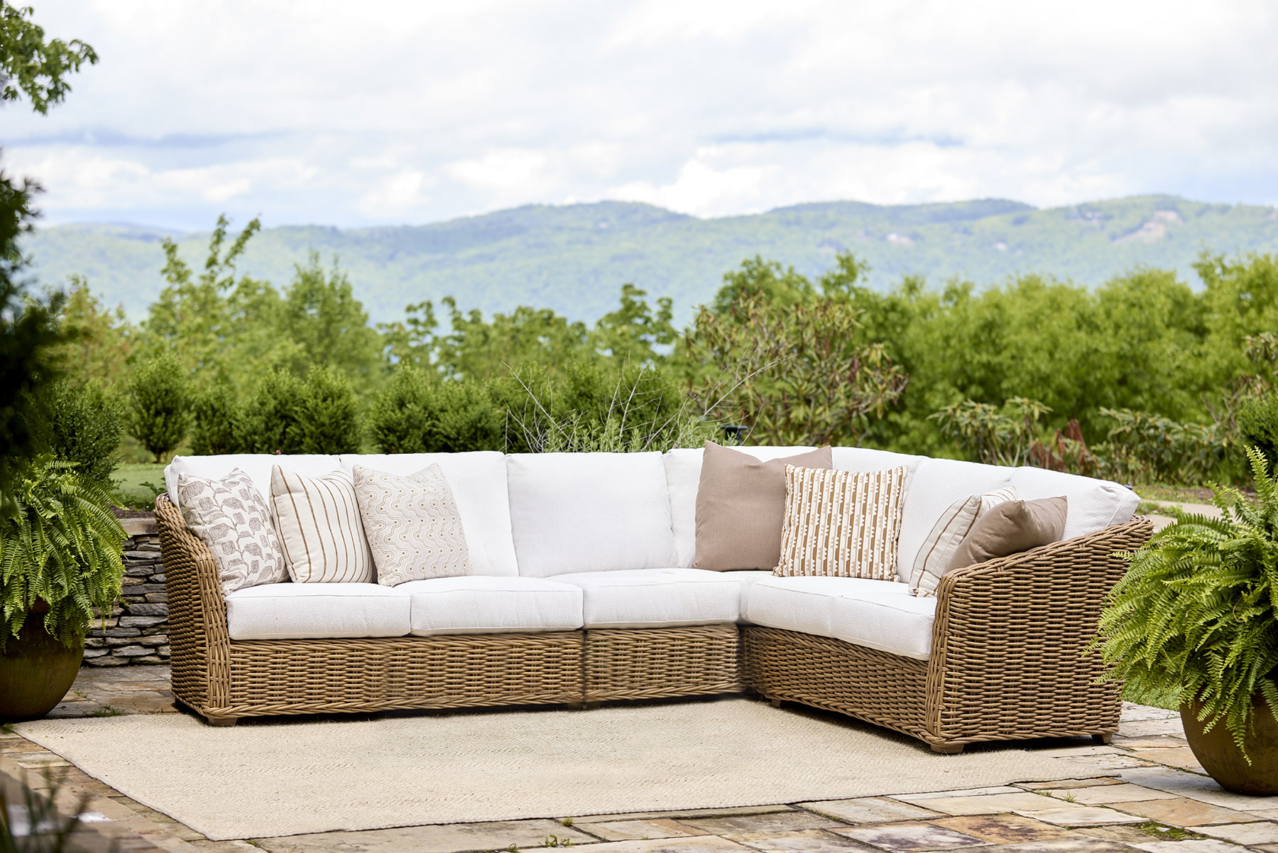 LANE VENTURE Tamandayu LF One Arm Loveseat